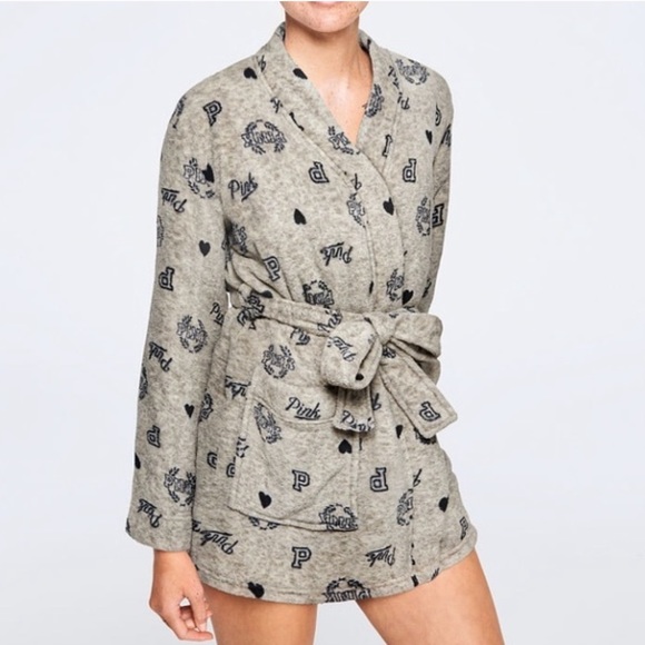 PINK Victoria’s Secret Gray Teddy Robe Size XS/S - Picture 7 of 7